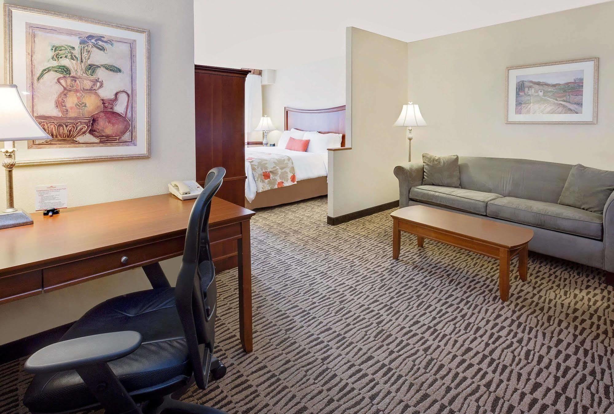 Holiday Inn Champaign By Ihg Exterior photo