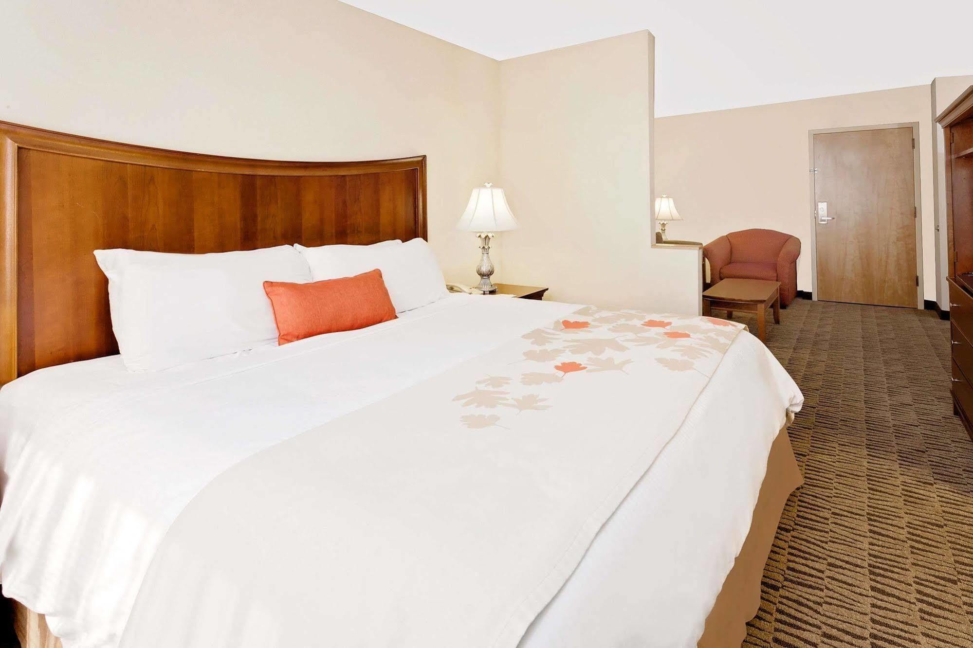 Holiday Inn Champaign By Ihg Exterior photo